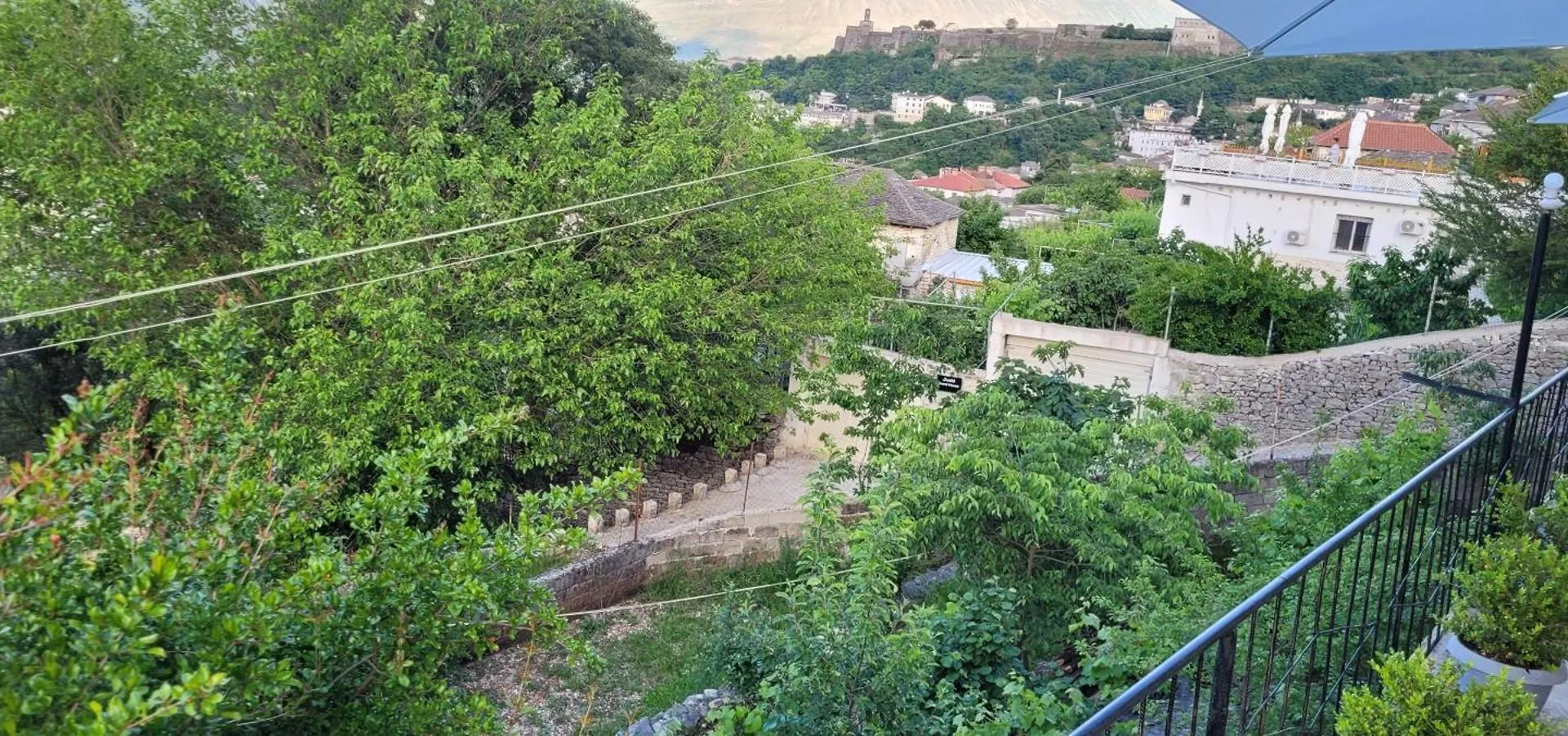 Gjirokastër Guesthouse Recka אלבניה