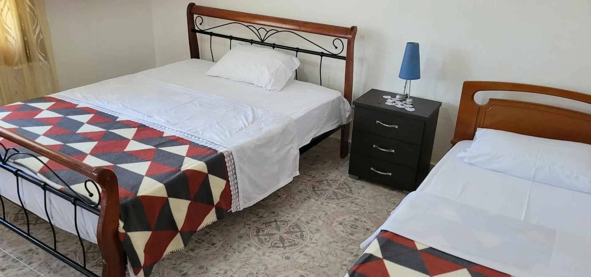 Gjirokastër Guesthouse Recka