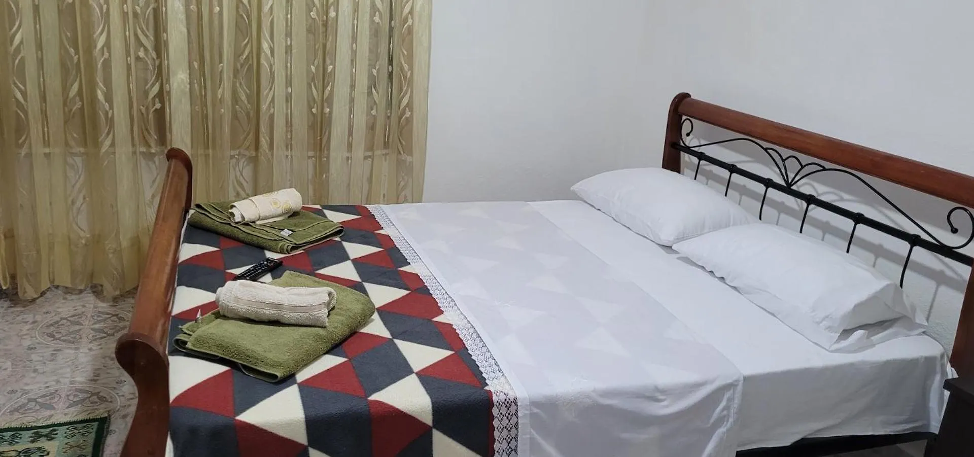 Gjirokastër Guesthouse Recka אלבניה