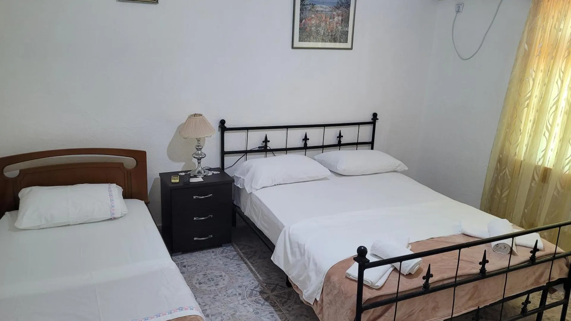 Gjirokastër Guesthouse Recka